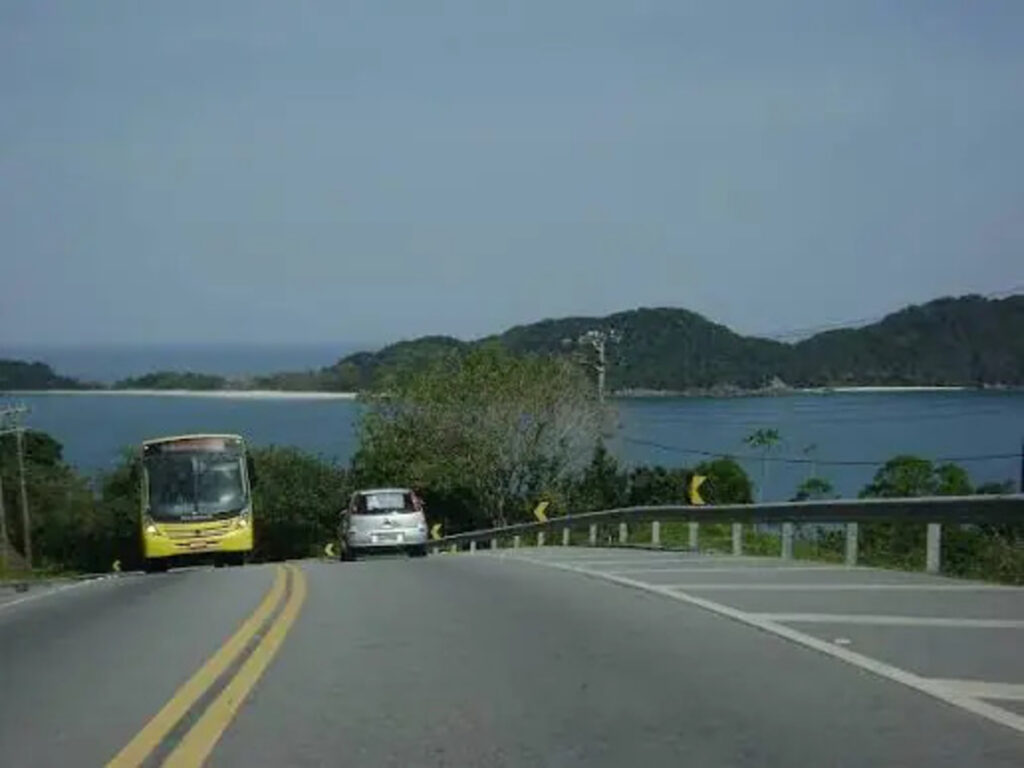 Acidente em Paraty deixa um morto e cinco feridos