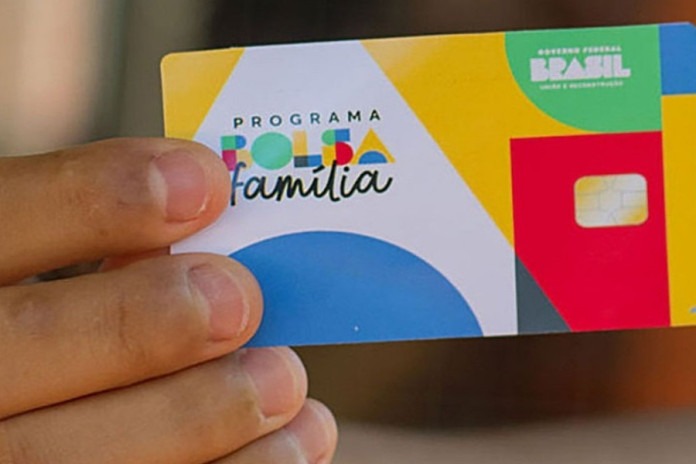 Bolsa Família: governo antecipa pagamentos de novembro e dezembro