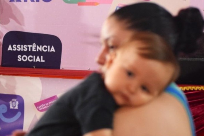 Cartão Primeira Infância Carioca atende famílias no Rio