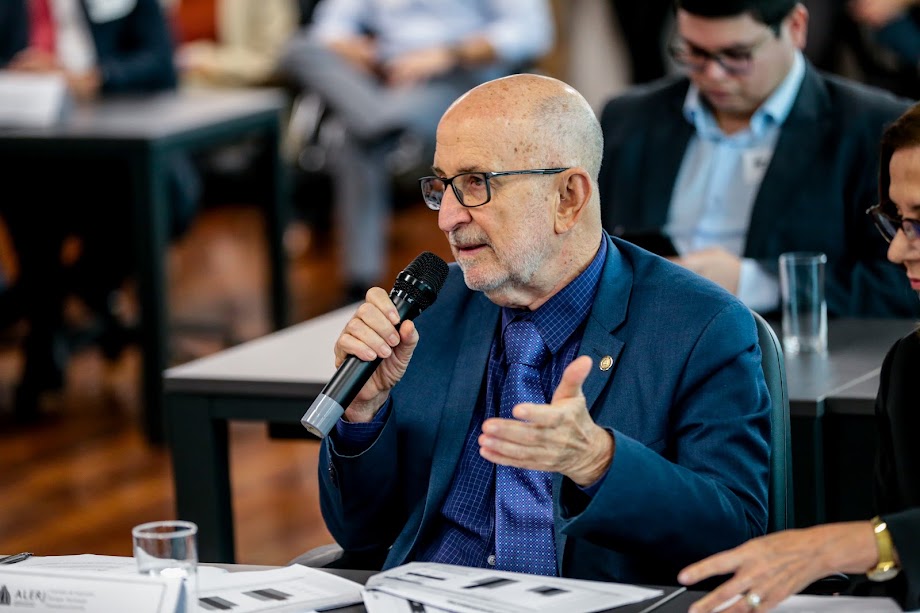 Déficit de R$ 14 bilhões no Rio pode cair, diz Luiz Paulo