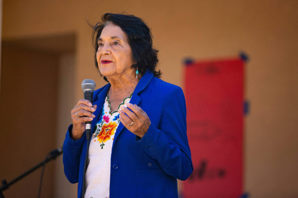 Dolores Huerta morre aos 96 anos e deixa legado sindical