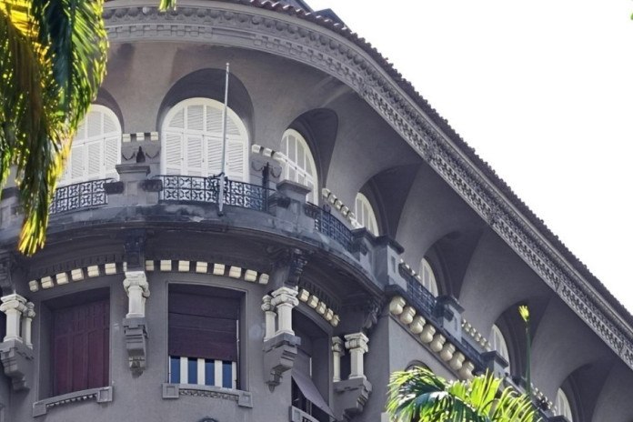 Edifício Seabra no Rio reúne mármore italiano e ouro no Flamengo