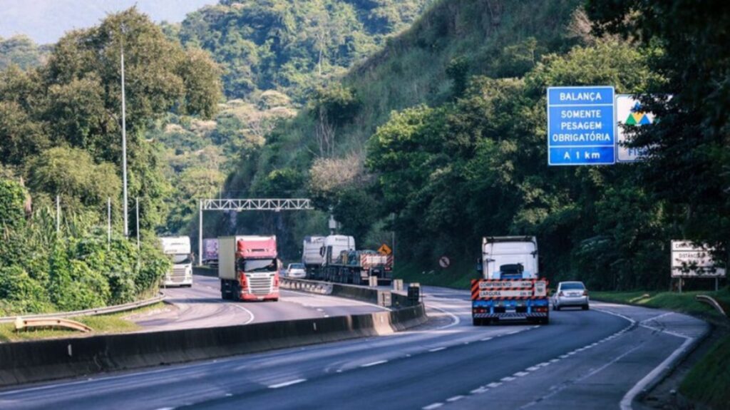 Feriadão de Finados vai levar 2,8 milhões de veículos ao Rio