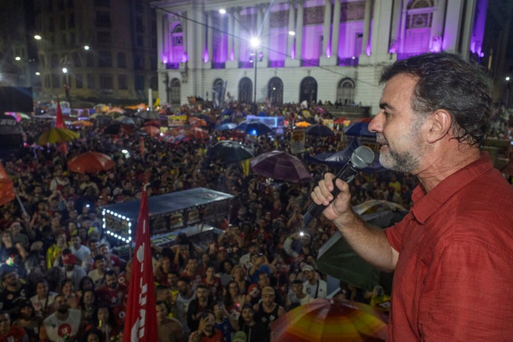 Freixo diz que mobilização nas ruas ajudou Lula no Rio