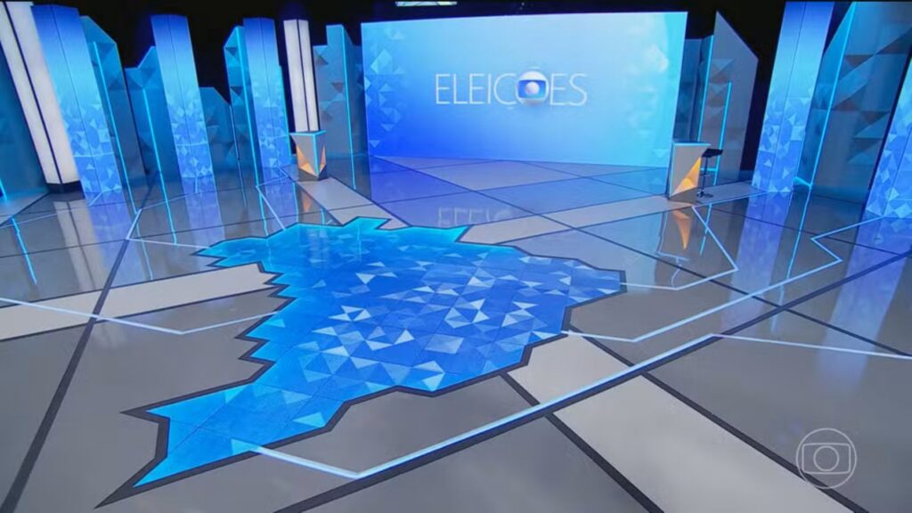 Lula e Flávio Bolsonaro fazem último debate da Globo nesta sexta