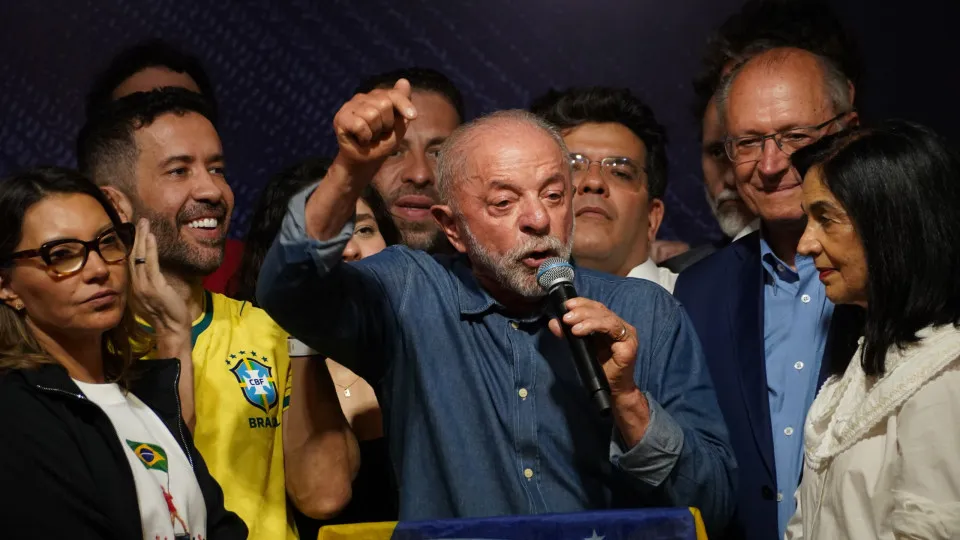 Lula repercute na imprensa internacional após vitória na eleição