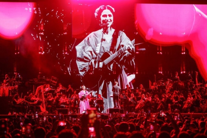 Marisa Monte anuncia show beneficente no Rio em novembro