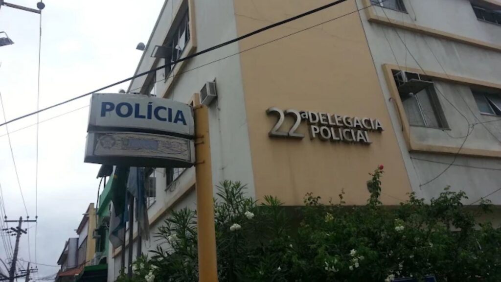 Motoboy colombiano escapa de cativeiro na Penha, no Rio