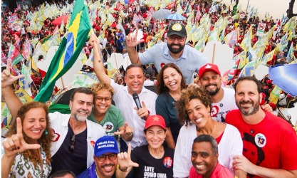 Niterói amplia vantagem de Lula sobre Flávio Bolsonaro no Rio
