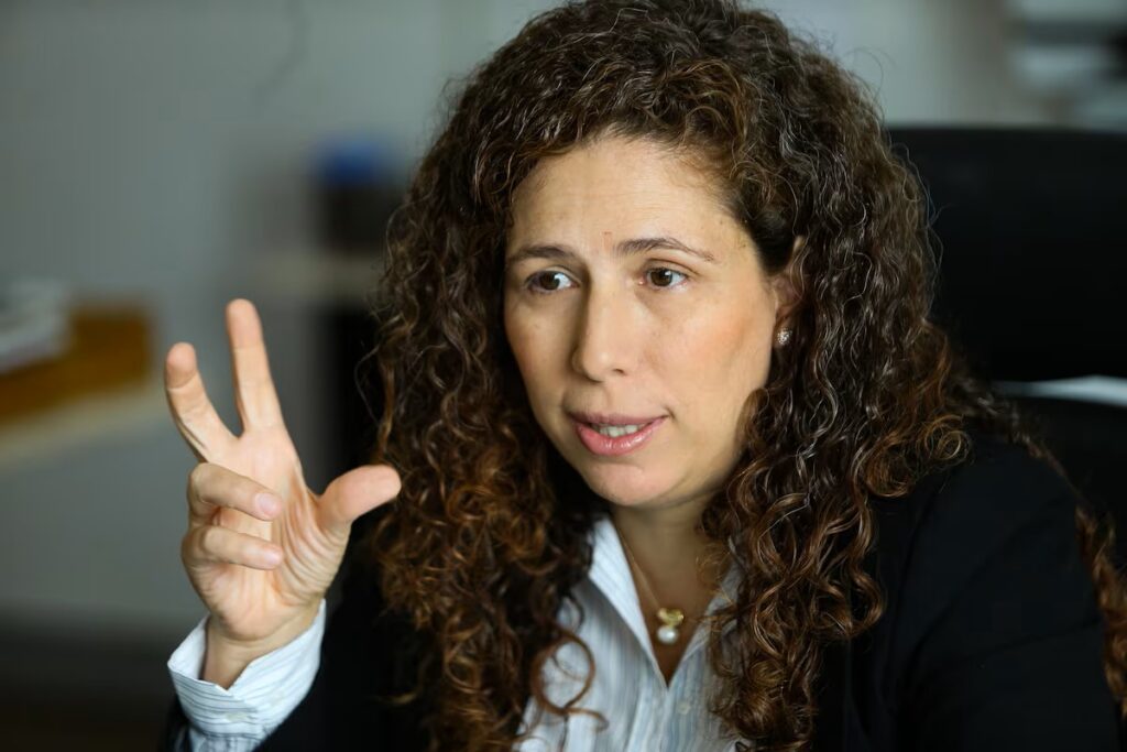 Novo CNU deve ter até 3 mil vagas em 2027, diz ministra