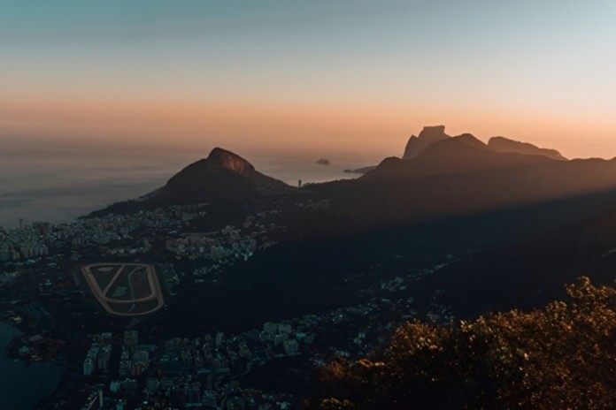Paulo Betti coloca apartamento de 76 m² à venda no Rio
