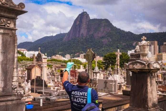 Prefeitura reforça combate à dengue em cemitérios do Rio