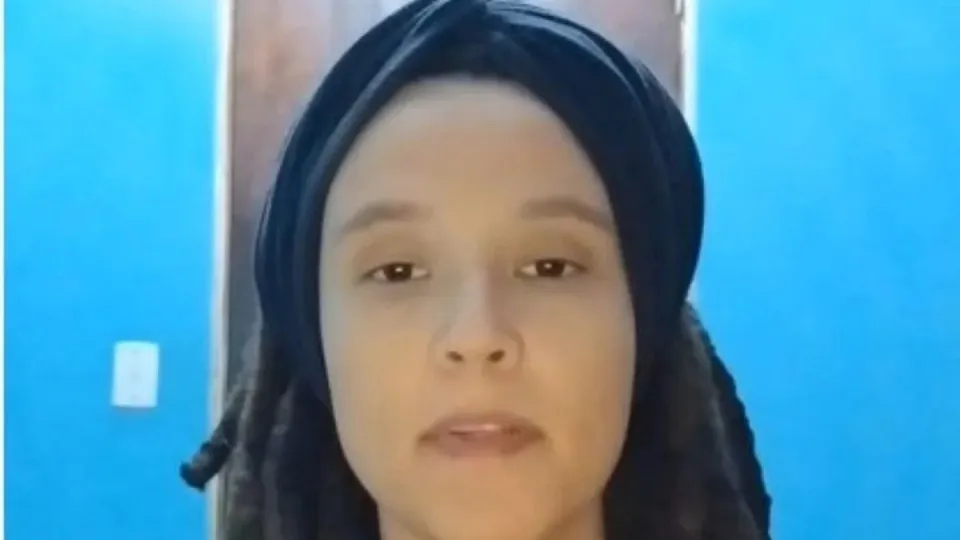 Quem é Mariana, atriz agredida no metrô de São Paulo
