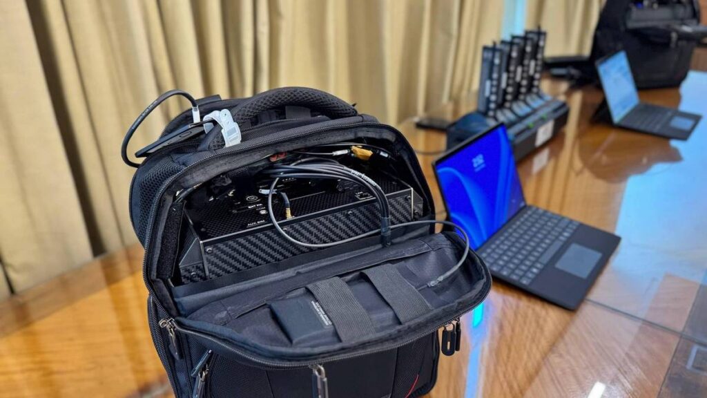 Rio estreia tecnologia para bloquear celulares em presídios