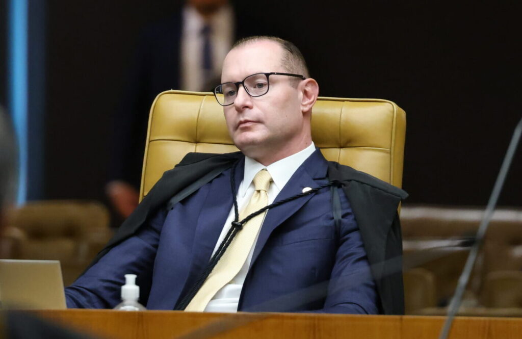 Zanin prorroga votação e provoca impasse na apuração nacional